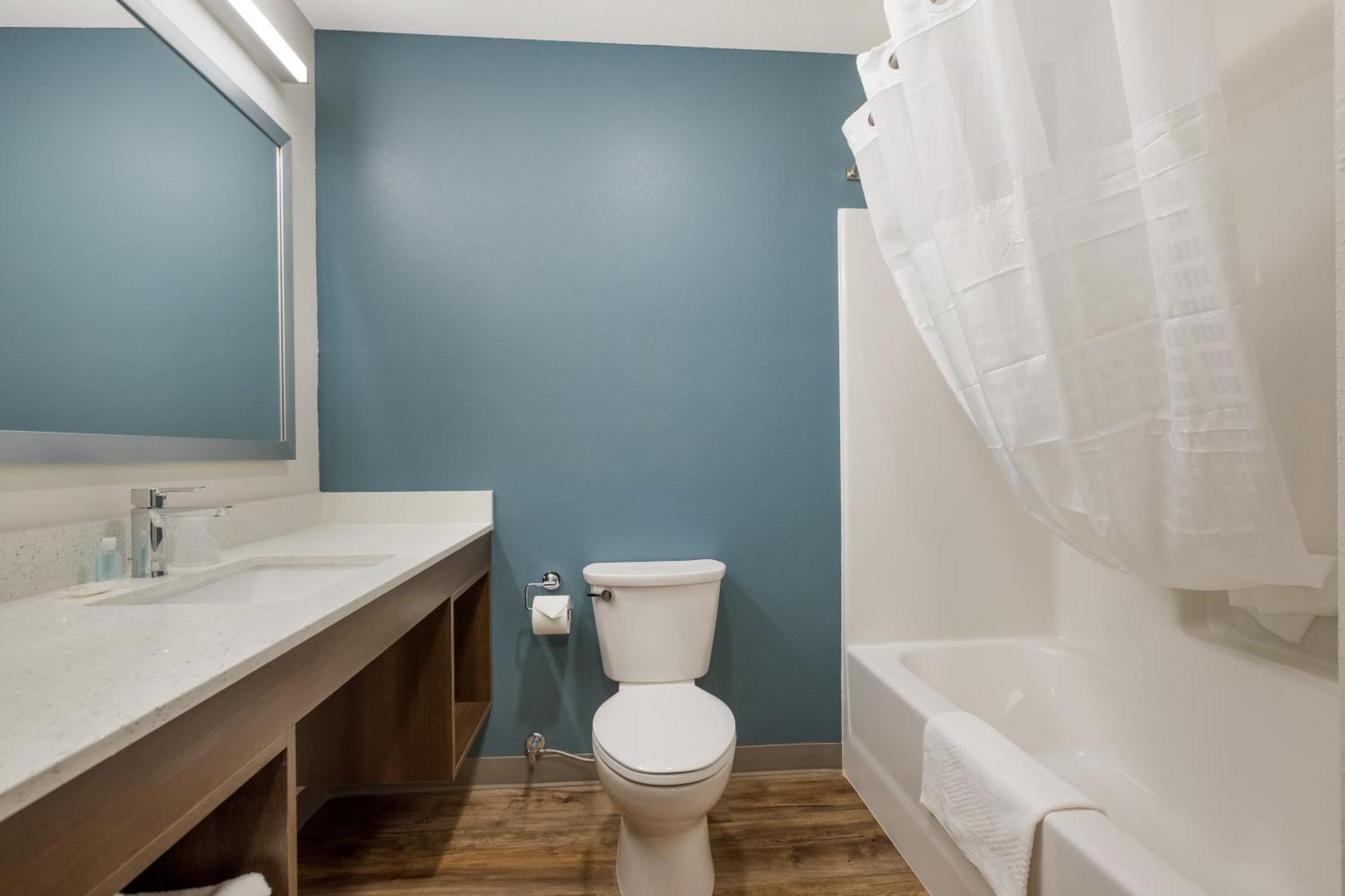 Woodspring Suites Corona Extérieur photo